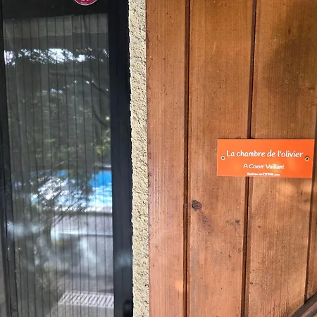 La D'hotes De L'olivier A Coeur Vaillant 3* Vailhan